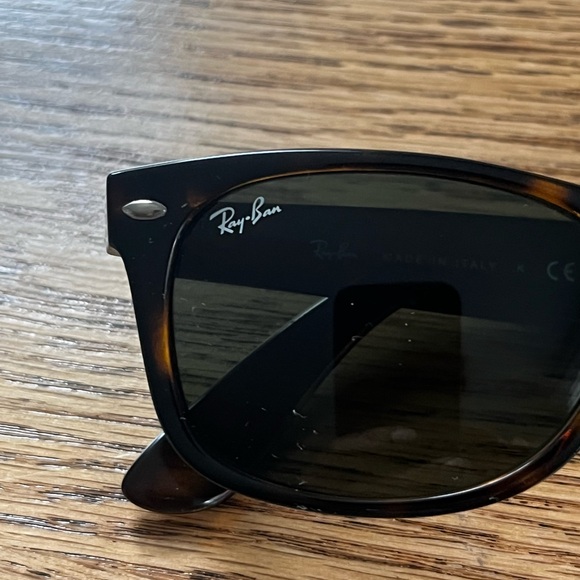 Rayban Wayfarer Sunglasses - Picture 2 of 7